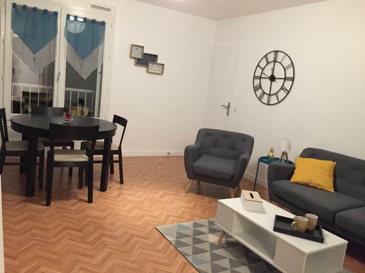 Appartement Le Grand Parc Chateauroux Bagian luar foto